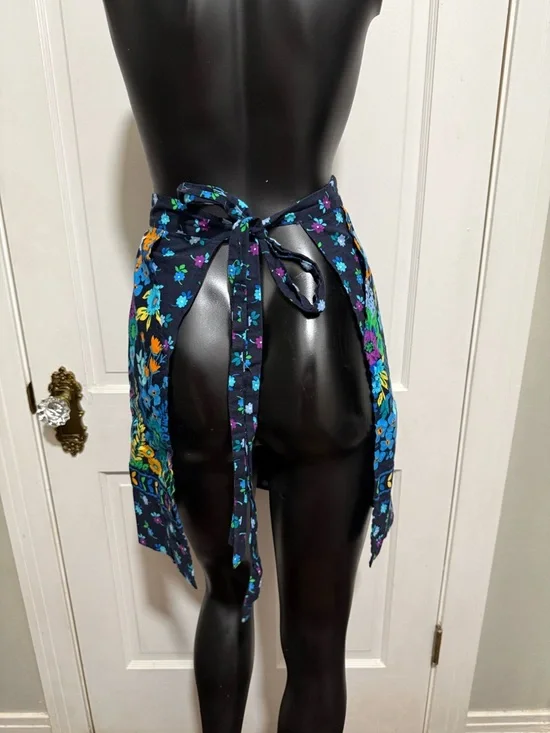 Vera Bradley Adult Womens Apron Midnight Blues Floral Pattern Kitchen Chef - Picture 2 of 4